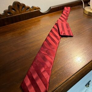 Stacy Adams Bold Red Tie and Pocket Square